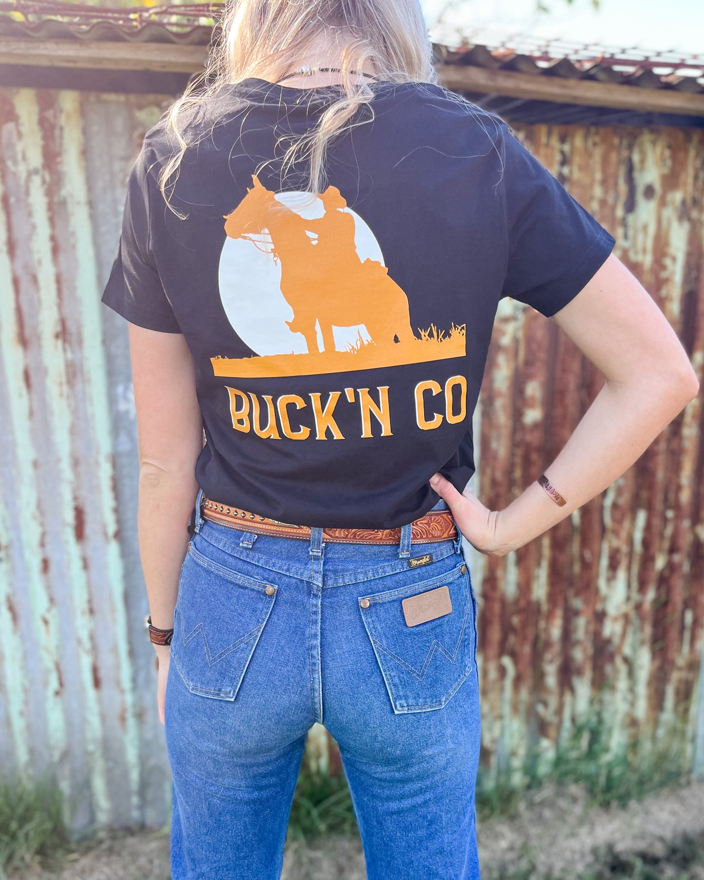 BUCK'N CO Unisex T Shirt - Black