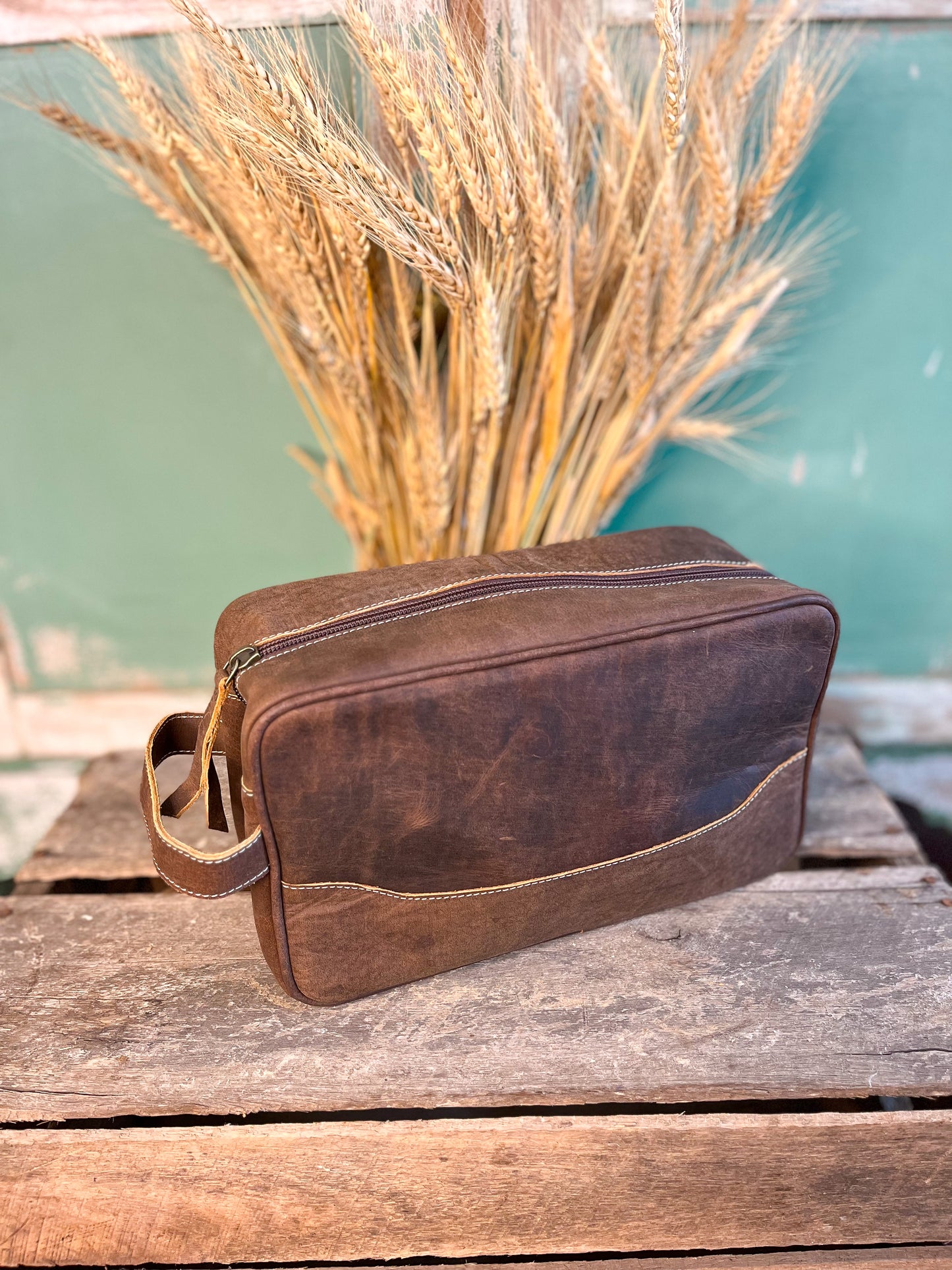 Antique Leather Toiletry Bag